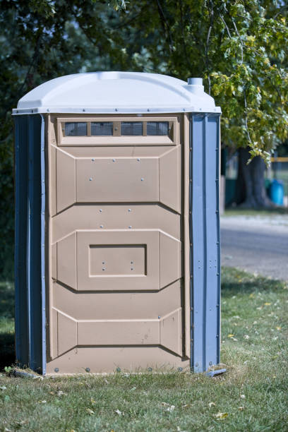 Best Portable toilet rental cost  in Lac Du Flambeau, WI